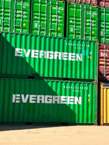 Container resistente