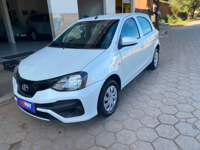 Toyota Etios X 1.3 Flex 16V 5P Aut. 2021