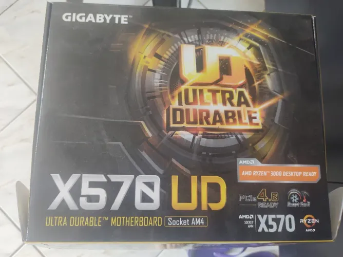 Placa mãe gigabyte x570 UD