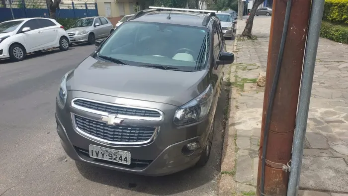 Chevrolet Spin Advantage 1.8 8V Econo.flex 5P Aut. 2015