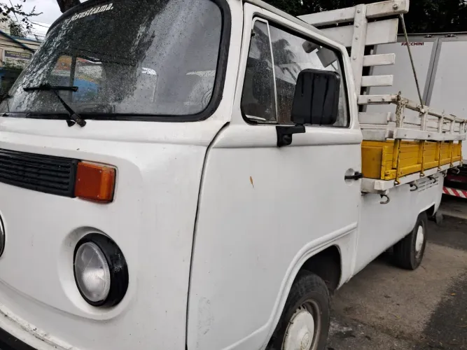 Volkswagen Kombi Standard/ Luxo/ Serie Prata 1996
