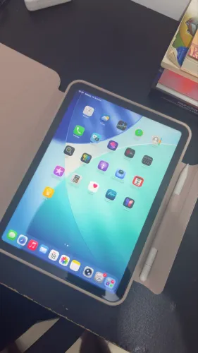 iPad 11ª Geração (A16) Wi-Fi 256GB + Apple Pencil USB-C | Estado de Novo