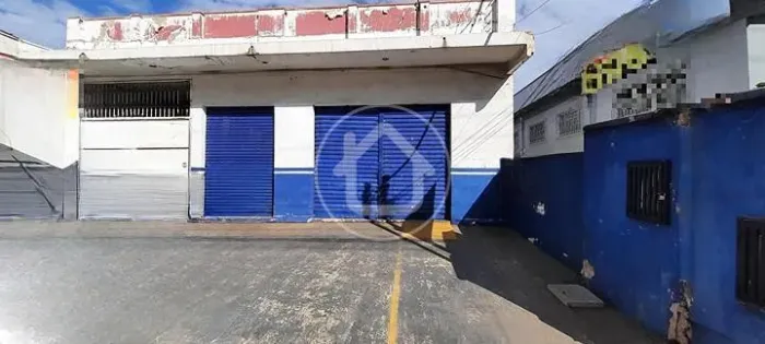 SALÃO COMERCIAL PISO, SUB-SOLO E SALAS