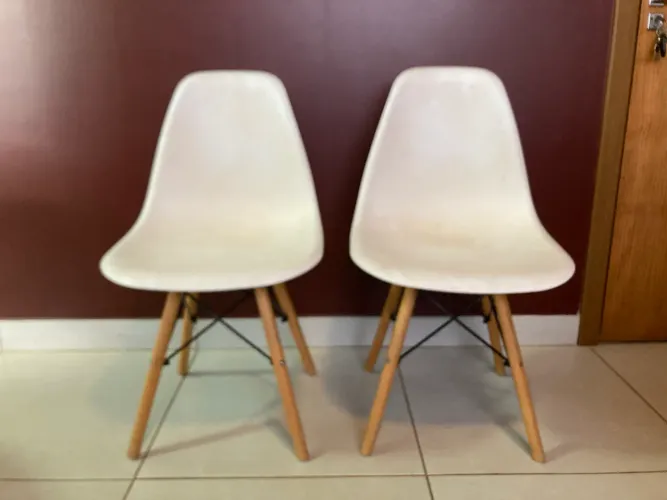 Cadeiras Eames