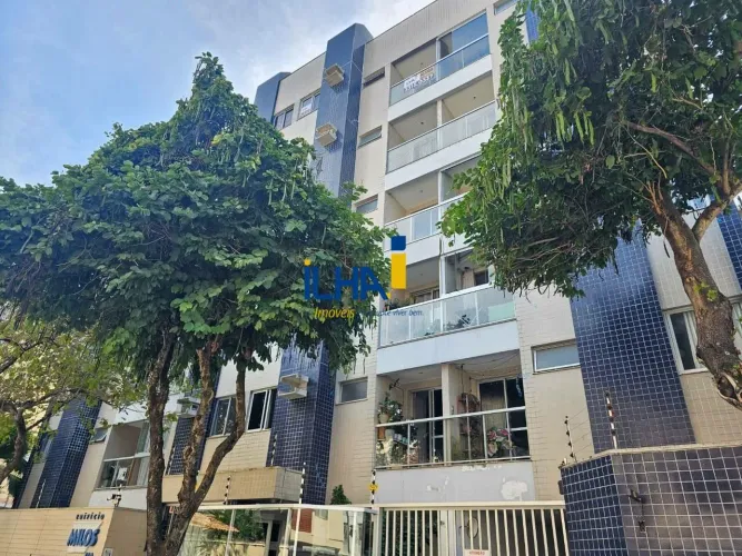 2 qtos, elevador, próximo UFES, frente para rua, todo com armários, vista livre