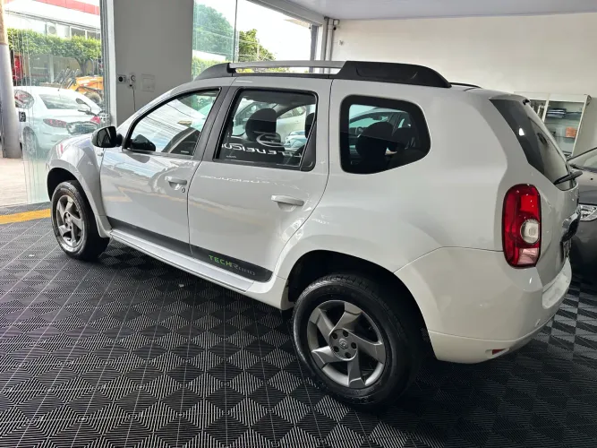 Renault Duster Dynamique 2.0 Hi-flex 16V Mec. 2014