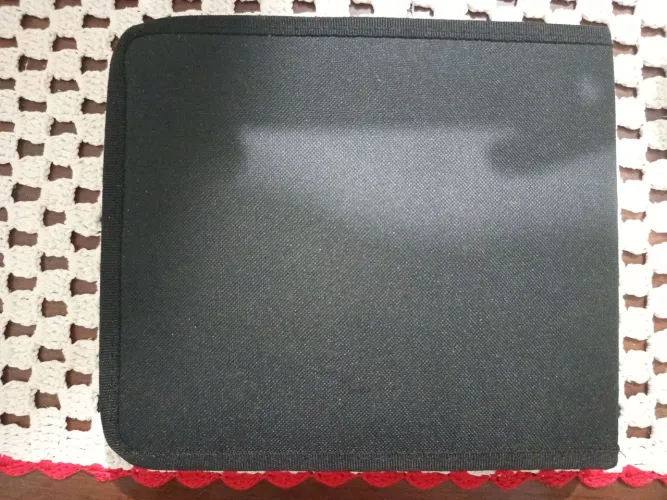 Vendo kit desenho com apenas 1 lápis faltando e semi usado