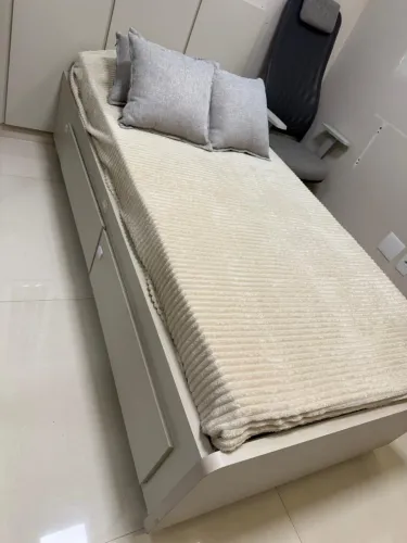 Cama com gaveta com colchão 