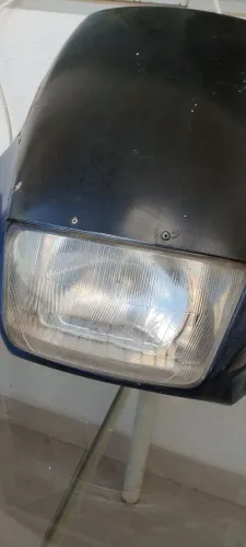 Farol e carenagem CBR 450