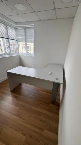 Mesa Escritório em L