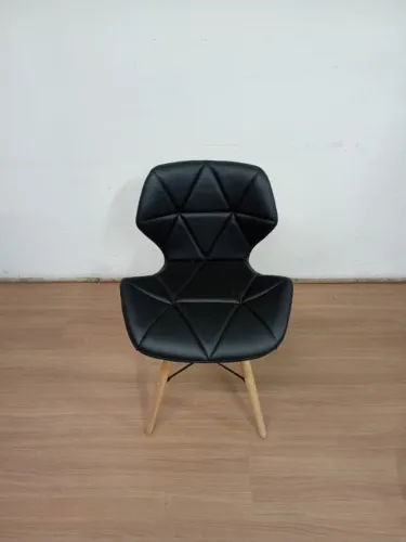 Cadeira Design Charles Eames em Couro PU Preto
