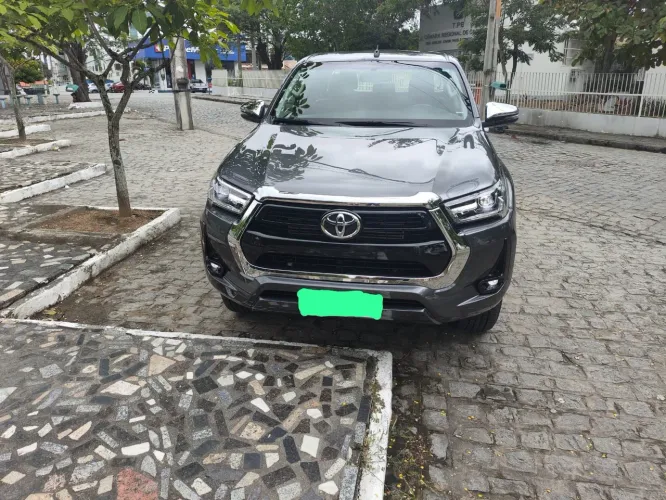 Toyota Hilux CD SRV 4X4 2.8 TDI Diesel Aut. 2025