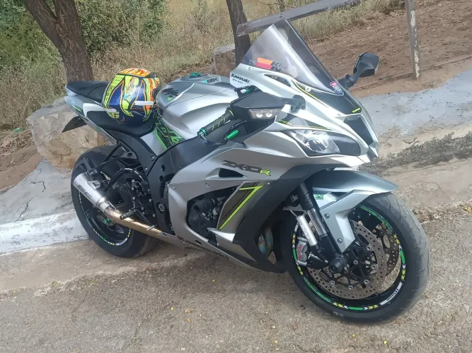 Kawasaki zx10 