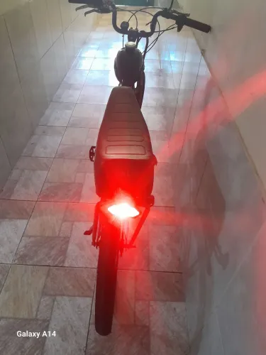 Bkke motorizada 2 tempos. Nova demais