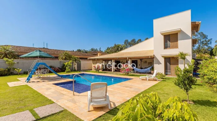 Casa à venda - Condomínio Residencial Ponte de Pedra com 330 m²