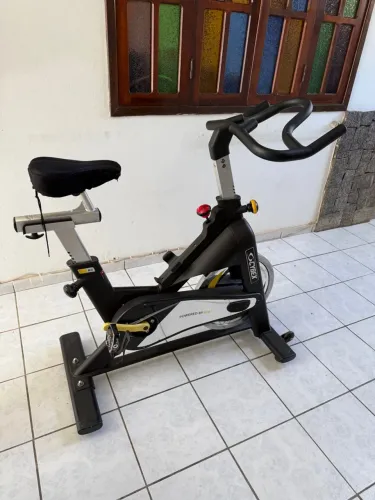 Bike profissional de spinning Cybex IC2 da Life Fitness