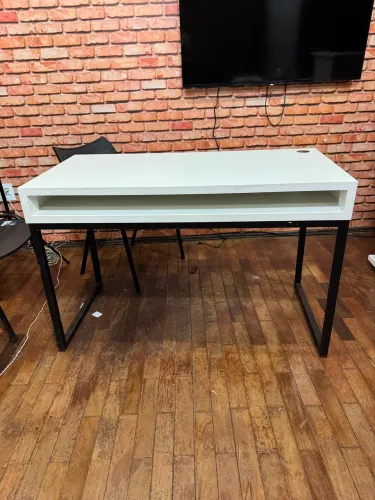 MESA EM MDF 