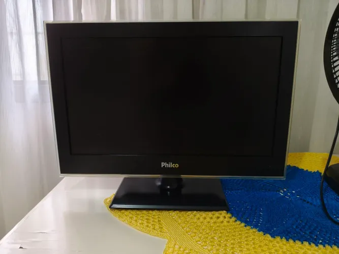 TV/Monitor Philco 20 polegadas com HDMI e VGA (Funcionando)