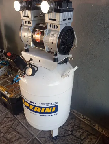 Compressor odontológico chaperini