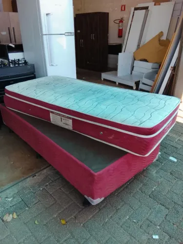 Cama box solteiro com colchão, USADOS ENTREGA dentro de Uberlândia MG