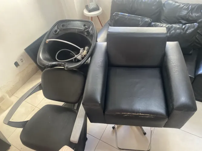 Vendo lavatório e cadeiras para salao 