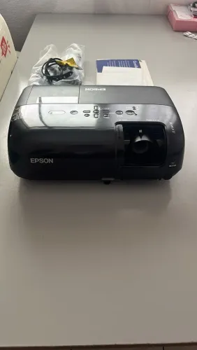 Projetor Epson powerlite S6+
