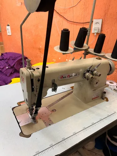 Máquina ponto corrente de ombro a ombro 