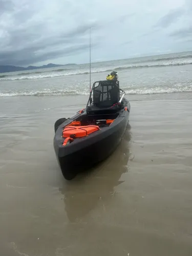 Caiaque de pesca completo 