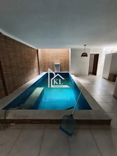 Belissima Casa com Piscina em Emaus 4/4 (suíte) - 220M2 - Perfeita Localização