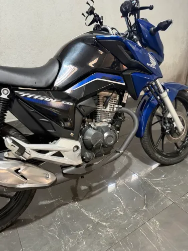 Cg titan 160 único dono . Baixo km . Ano 2024