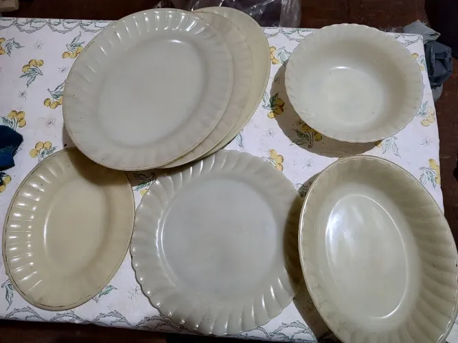 Conjunto de louça opalino
