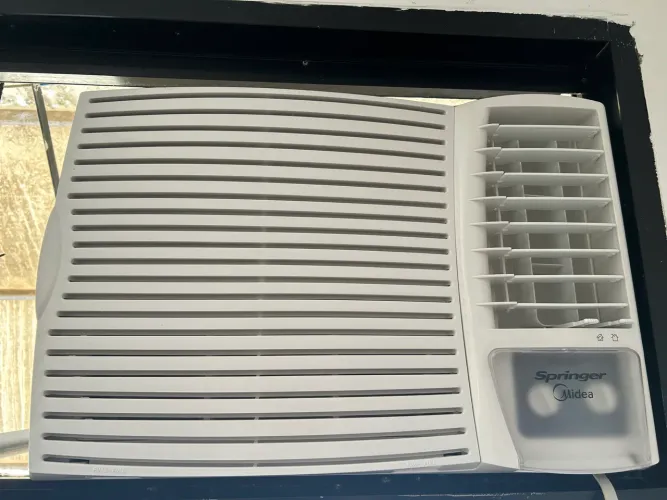 Ar condicionado de janela 12.000 btus