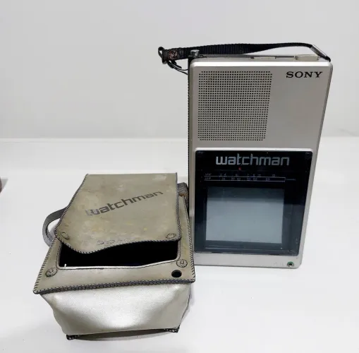Mini TV Sony Watchman raridade