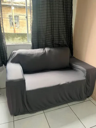 Sofa de 2 lugares retratil em ótimas condições