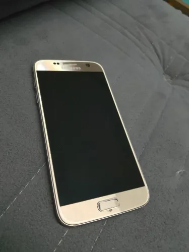 SAMSUNG GALAXY S7 