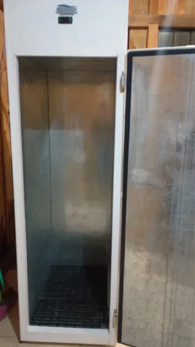 Freezer vertical Brasainox