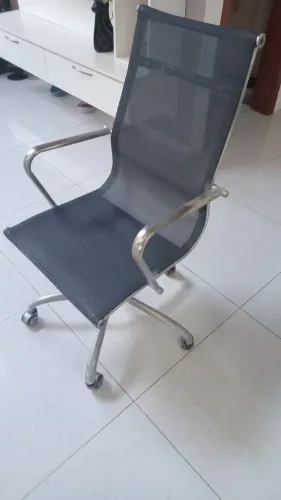 CADEIRA GIRATÓRIA PARA ESCRITORIO