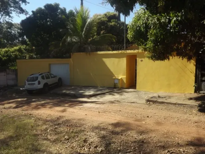 Chácara em Augusto de Lima, 5 quartos, suíte, 3 banheiros, espaço gourmet. 3.600m² de área