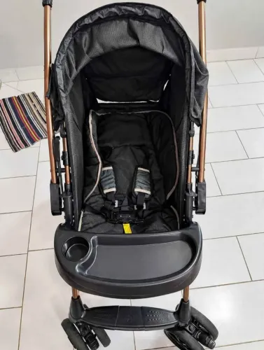 Carrinho de bebê