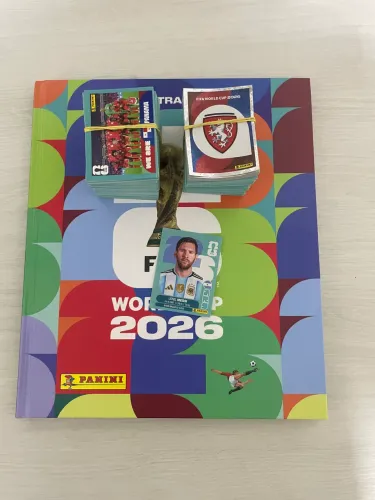 Álbum da copa 2026 capa dura Oficial com 119 figurinhas faltantes