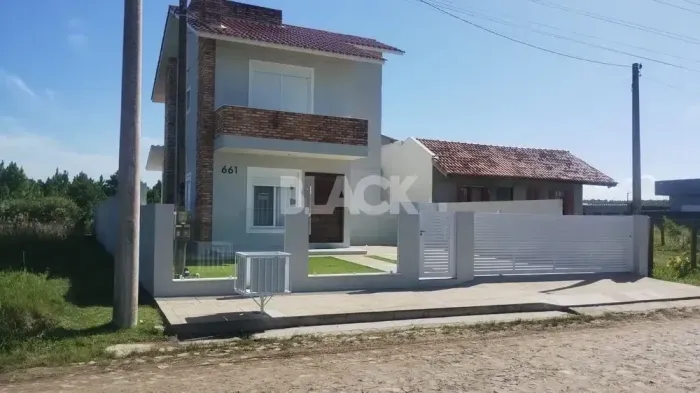 Imóvel para venda possui 136 metros quadrados com 3 quartos