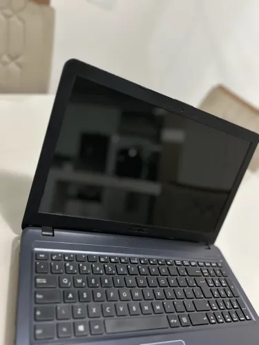 Notbook Asus