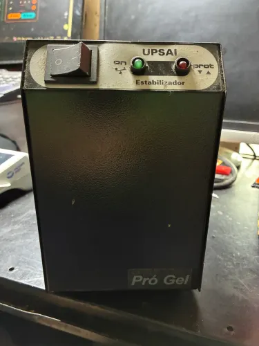 Estabilizador UPSAI PRO-GEL 3030 VA