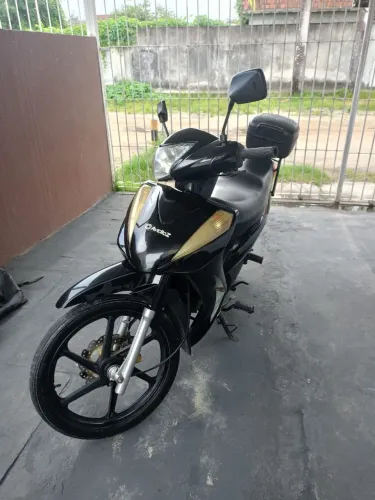 Avelloz AZ1 2019 