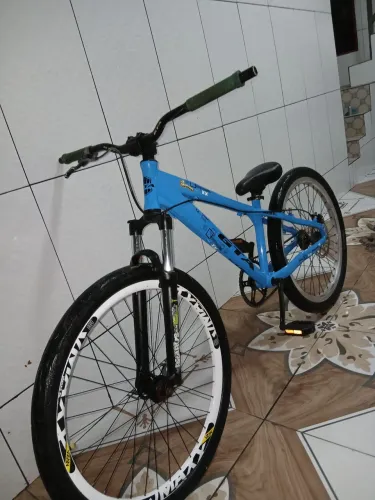 Vendo esta bicicleta nova perfeitamente boa