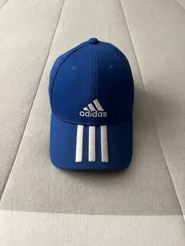 Boné Adidas, Cores Azul e Branco