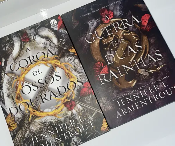 SAGA DE SANGUE E CINZAS