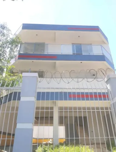 IMPERDÍVEL! AMPLO APARTAMENTO NO CORAÇÃO DO CACHAMBI COM 200M2!!