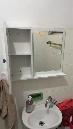 Espelho de pia para banheiro com armário