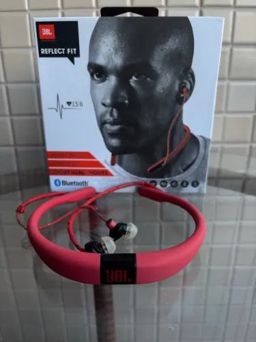 Fone JBL Reflect Fit - Defeito